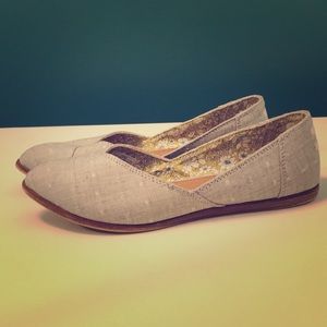 TOMS flats pointed toe